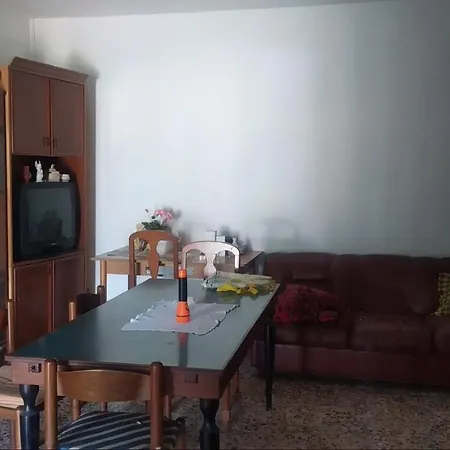 Casetta Dei Nonni Nyaraló